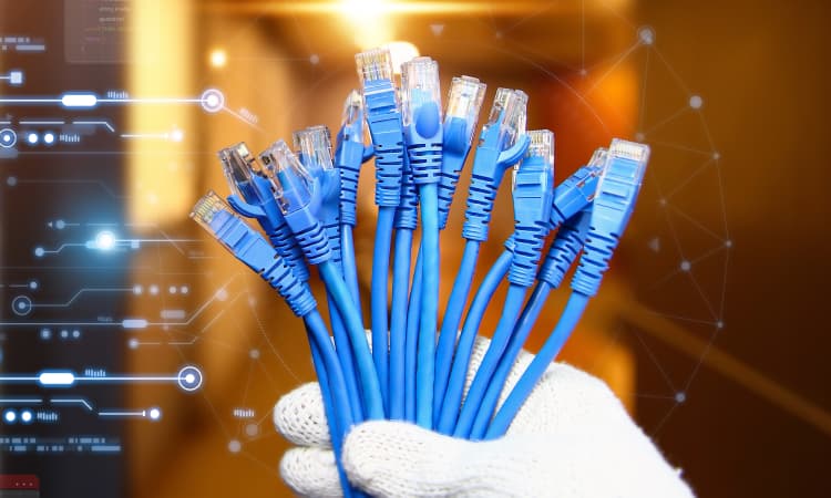 why_poe_seamless_integration_750x450 Seamless integration with existing Ethernet infrastructure